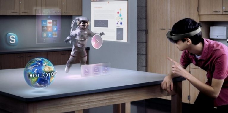 Microsoft может выпустить AR-очки HoloLens 2 уже в конце 2018 года