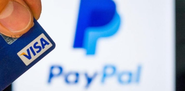 PayPal займется выпуском классических банковских карт