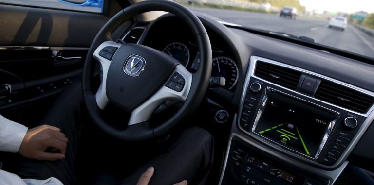 Китай разрешил проводить испытания беспилотных автомобилей в стране