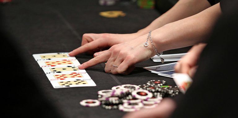 Следующей жертвой алгоритма DeepMind может стать покер