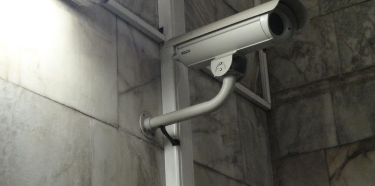 Московские власти начали внедрять в метро и ЖД-станциях систему распознавания лиц