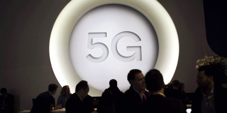 «Мегафон» станет первым оператором в России, тестирующим 5G