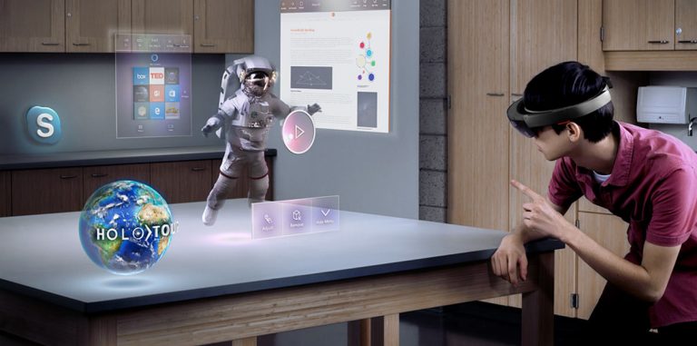 О различиях HoloLens от Oculus Rift