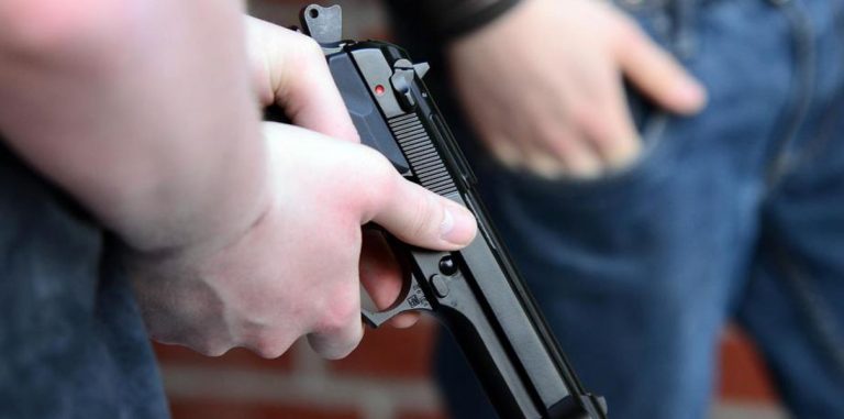 Мужчина из США попытался украсть доменное имя с помощью пистолета. Его приговорили к 20 годам тюрьмы