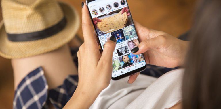 Владельцы смартфонов Samsung жалуются на утечку данных