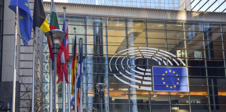 Европарламент отклонил проект закона об авторском праве в интернете