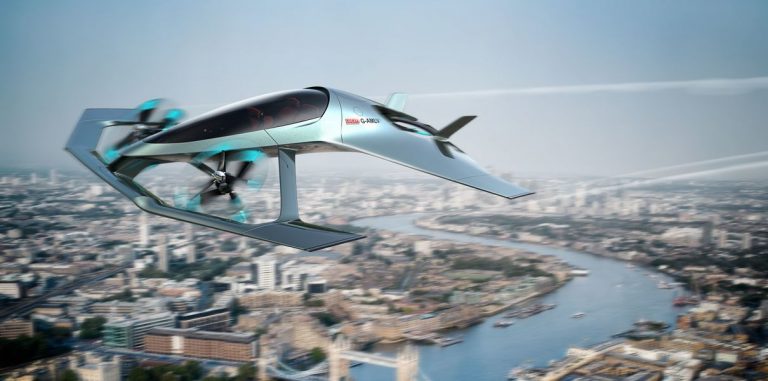 Aston Martin создал частный самолет с вертикальным взлетом для борьбы с пробками