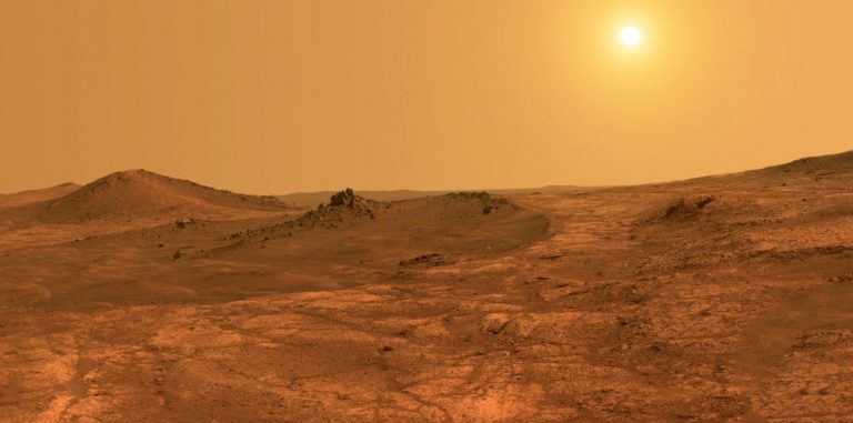 Ученые нашли источник марсианской пыли. Это огромное вулканическое образование в центре планеты