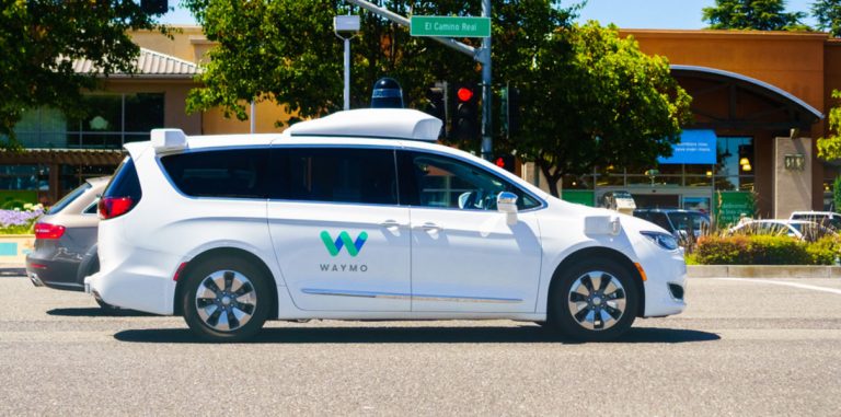 Waymo раскрыл стоимость поездки на своих беспилотных такси