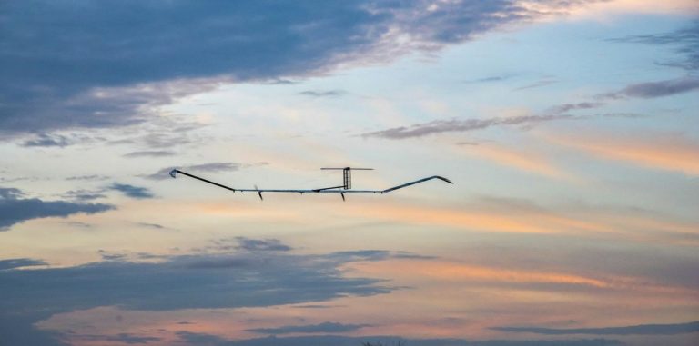 Беспилотник Zephyr от Airbus провел в небе 26 дней. Это новый рекорд!