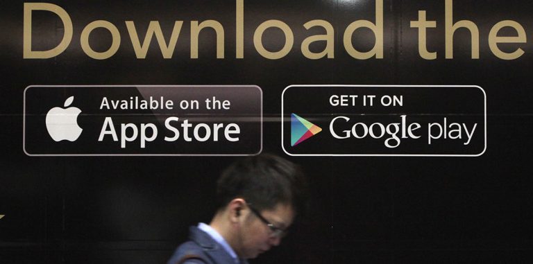 В России могут запретить «неудаляемые» приложения для смартфонов