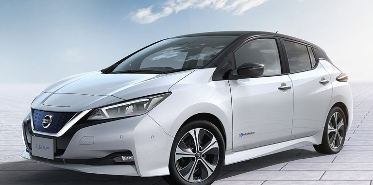 Nissan Leaf стал самым популярным электрокаром в России