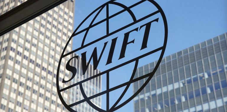 К российскому аналогу системы банковских переводов SWIFT подключат иранские и китайские компании
