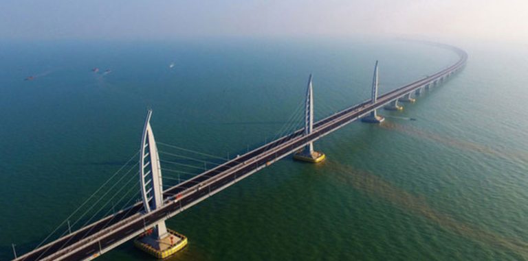 В Китае открылся самый длинный в мире мост