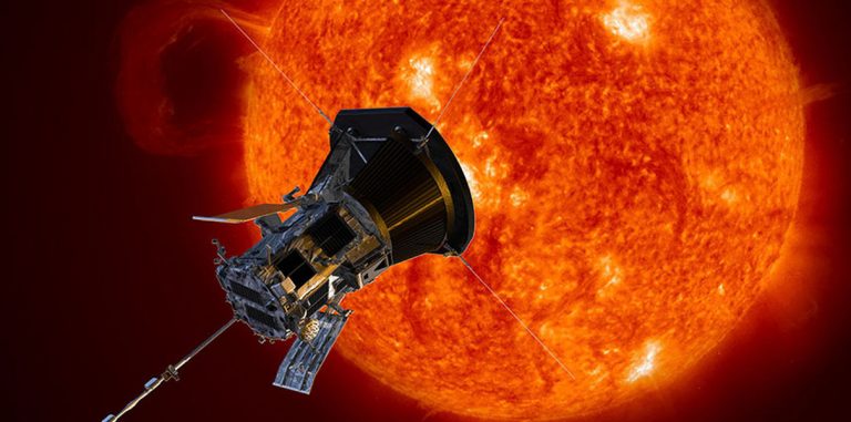 Посмотрите, как выглядит Земля с расстояния более 43 млн км