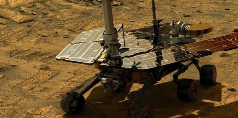 НАСА продолжит попытки связаться с марсоходом Opportunity до января