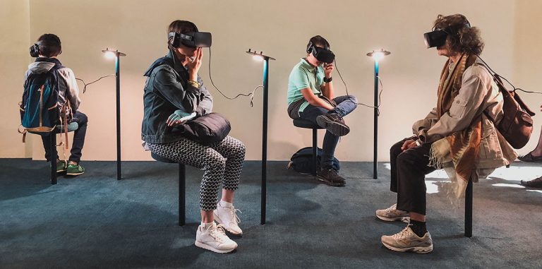 Музеи цифрового века: как AR и VR освободили искусство
