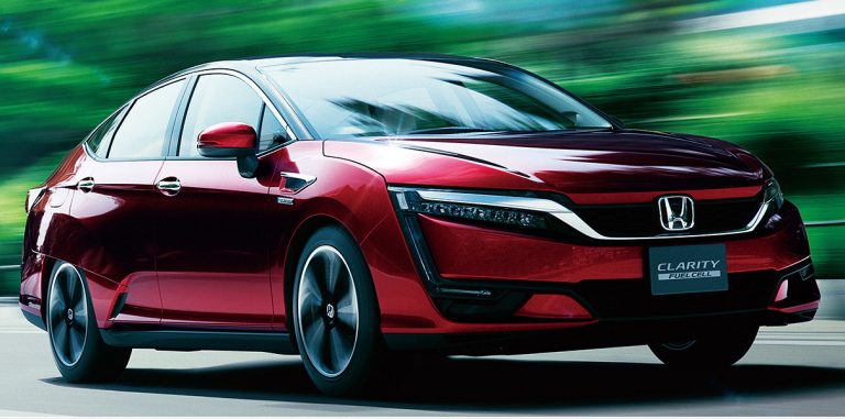 Honda Clarity станет первым автомобилем с тремя эко-версиями