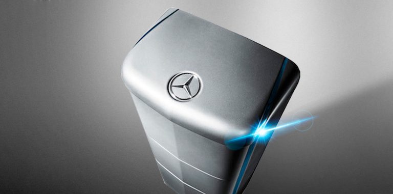 Mercedes начинает выпуск солнечных аккумуляторов для частников