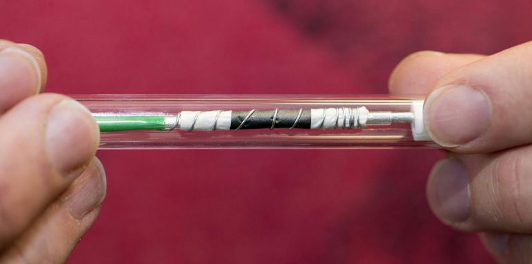 Найдена причина коррозии литий-кислородных аккумуляторов