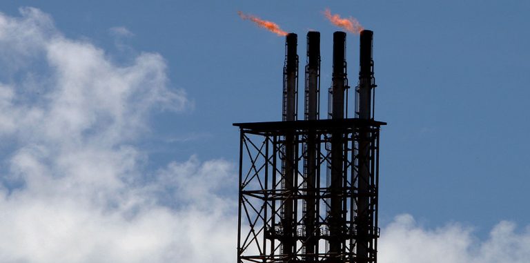 К 2027 производство чистой энергии обгонит добычу газа