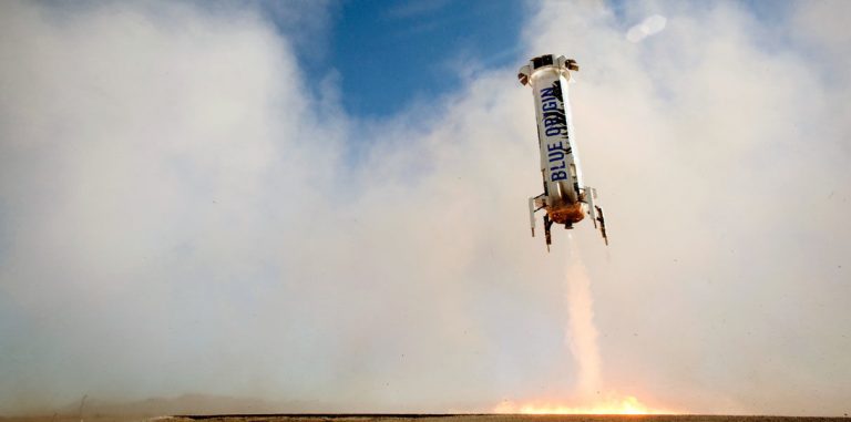 Состоялось четвертое успешное приземление ракеты Blue Origin