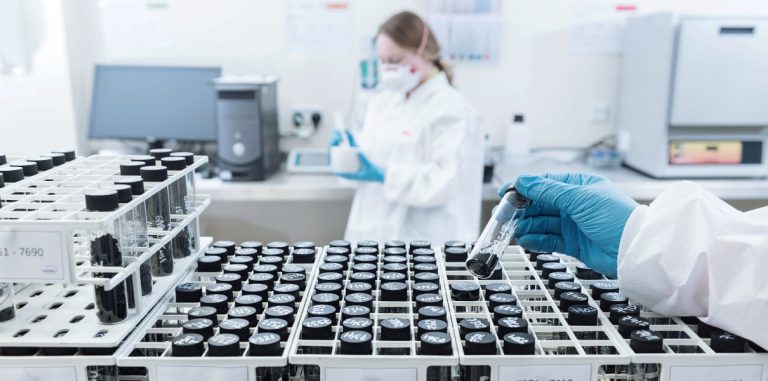 Биомотор из ферментов шагает со скоростью 3 нанометра в минуту