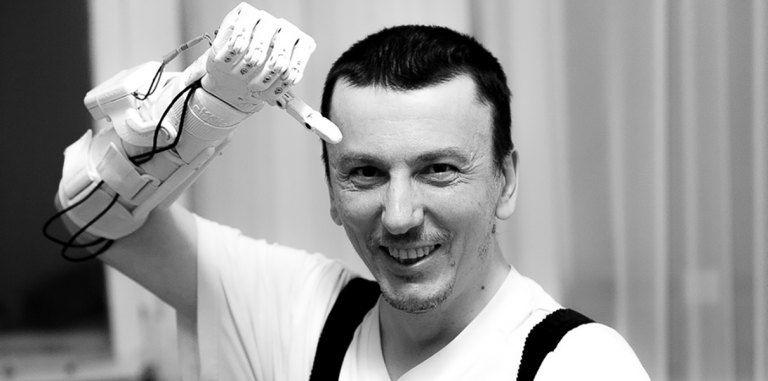Российский инженер создал уникальную роборуку