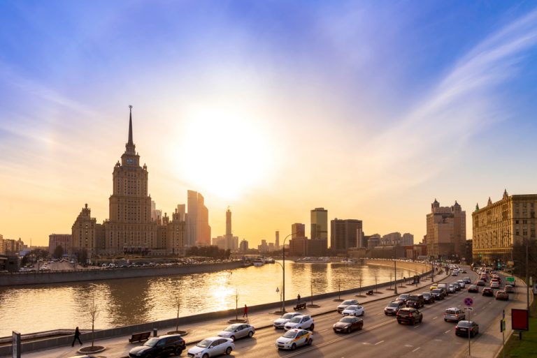 Беспилотные автомобили в Москве отметят специальным знаком