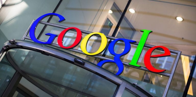 Google заплатит Роскомнадзору штраф в 500 тыс. рублей за отказ удалять ссылки на запрещенный контент