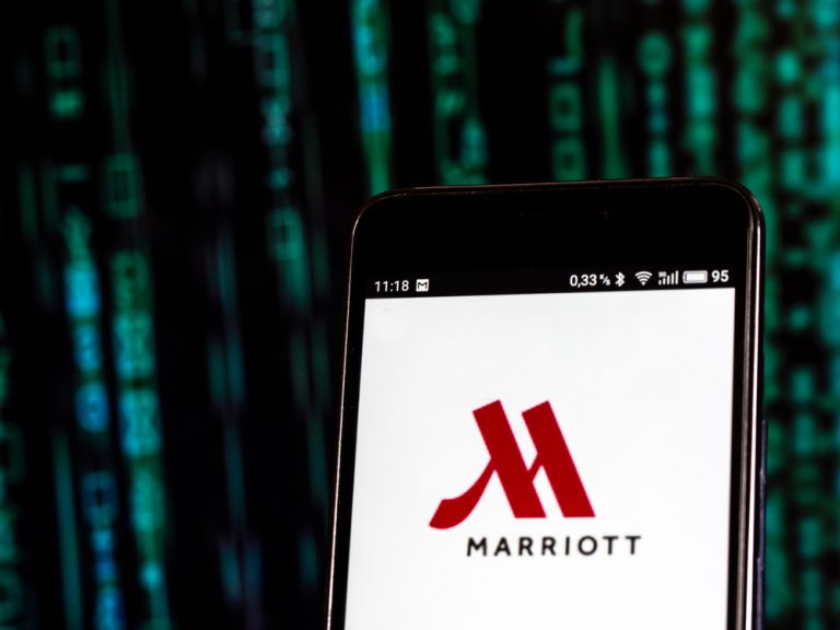 Marriott заплатит за смену паспортов клиентам, пострадавшим от утечки. Это 327 млн человек