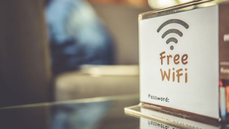 Алгоритм научился отслеживать автомобильный трафик через ноутбуки с Wi-Fi