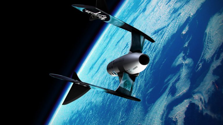 Virgin Galactic впервые отправила человека на околоземную орбиту