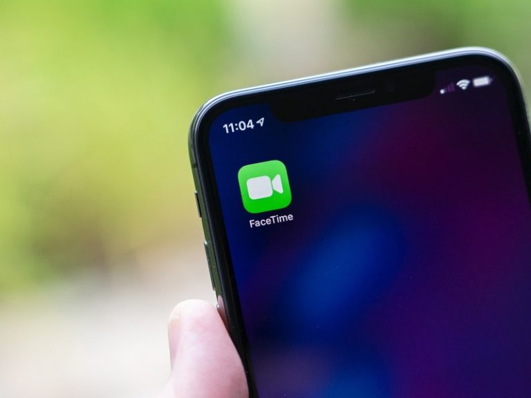 Apple исправила ошибку, которая позволяет получить доступ к камере и микрофону iPhone