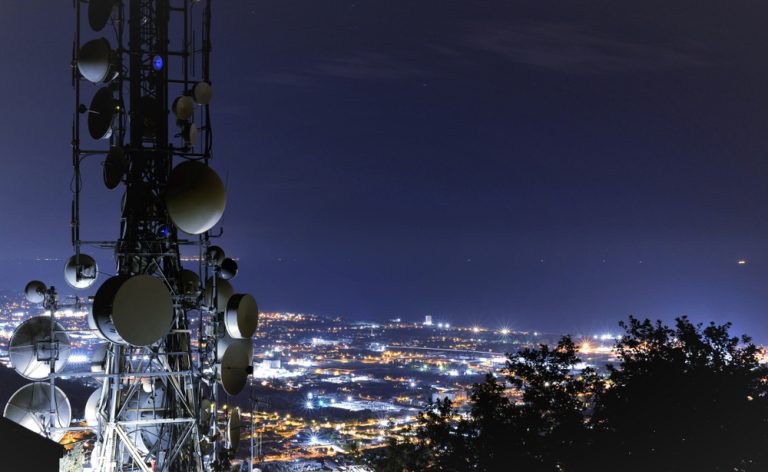 Уязвимости в стандартах 4G и 5G позволяют отслеживать звонки и локацию пользователя