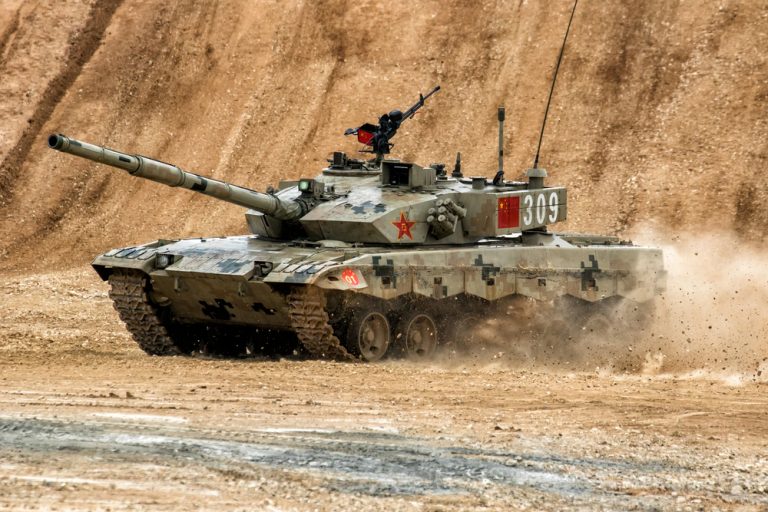 Китайская армия разрабатывает плазменные артиллерийские орудия