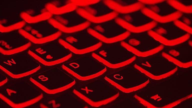 Как защитить компанию от киберугроз: облака, резервные копии и разграничение доступа к данным