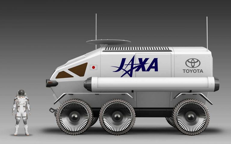 Toyota и японская JAXA разработают герметичный автомобиль для Луны