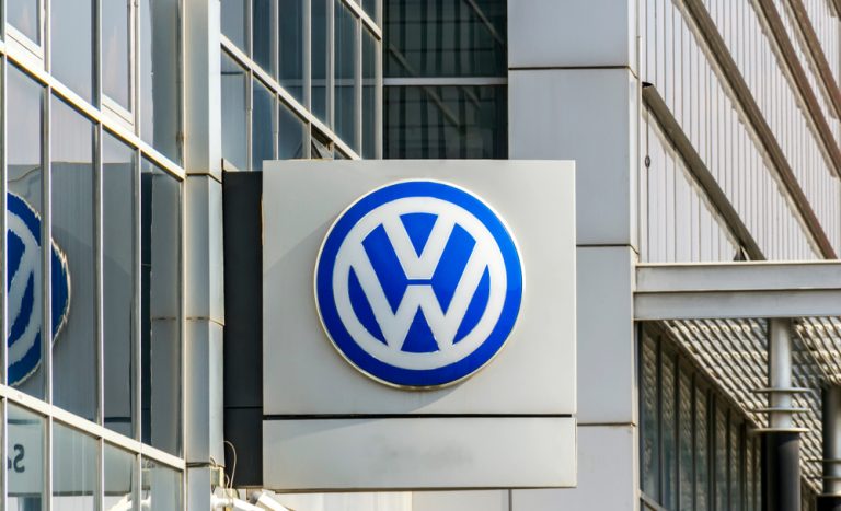 Volkswagen сократит 7 тыс. сотрудников. На сэкономленные деньги компания разработает новый тип электрокаров