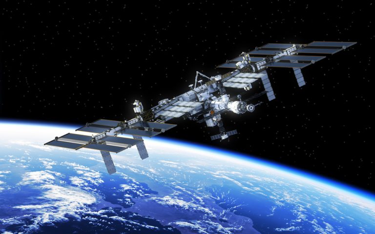 Российские астронавты испытают пропеллерные дроны на борту МКС