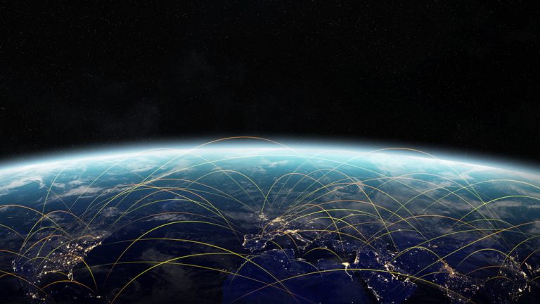 Минобороны выступило против передачи операторам частот для 5G. Они заняты спутниковой связью военных