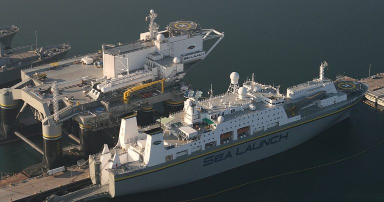 Плавучий космодром «Морской старт» могут перевезти из Калифорнии на Дальний Восток