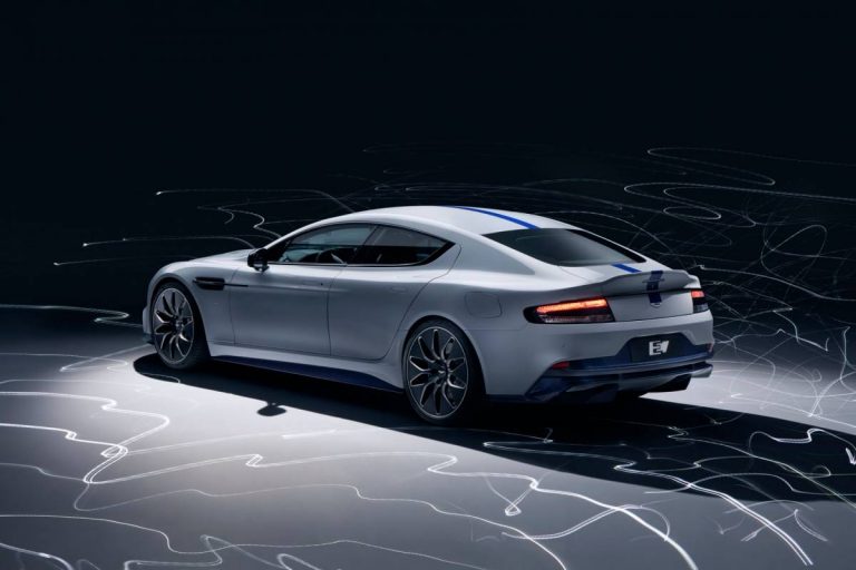 Aston Martin показала первый собственный электрокар. Его анонсировали еще 4 года назад!