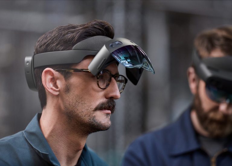 VR-гарнитура HoloLens 2 от Microsoft перестала работать во время презентации