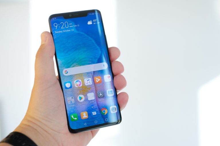 Huawei запретили использовать microSD в новых смартфонах