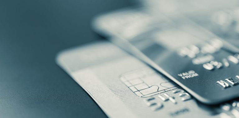 Данные 900 тыс. клиентов российских банков попали в открытый доступ. Среди них — информация о сотрудниках МВД И ФСБ