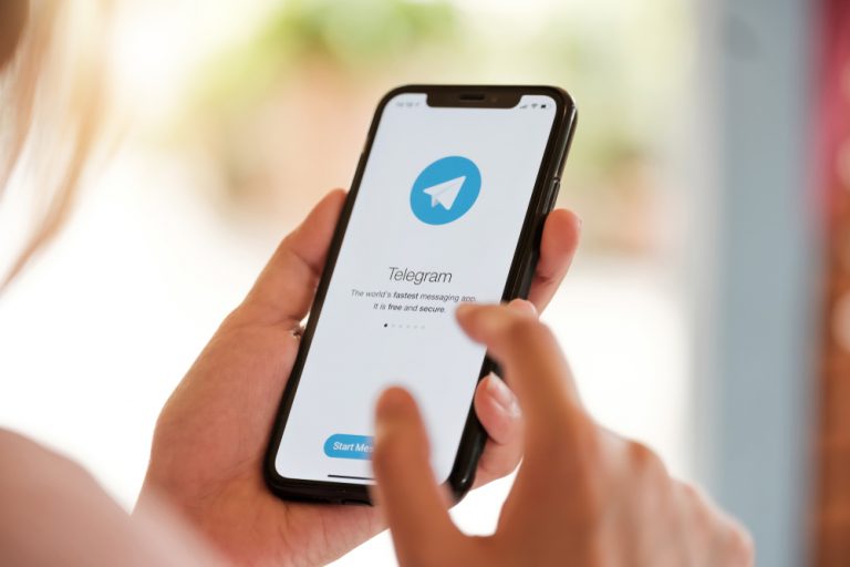 В Telegram появился бот, который ищет в интернете пароли по адресу электронной почты