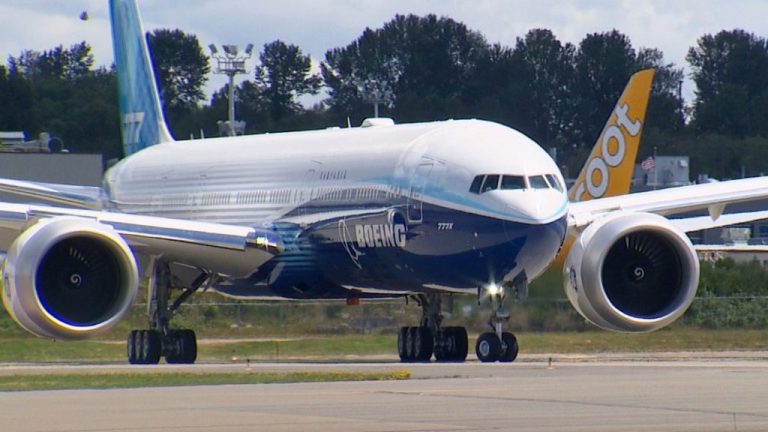 Boeing перенесла летные испытания крупнейшего двухдвигательного лайнера на 2020 год