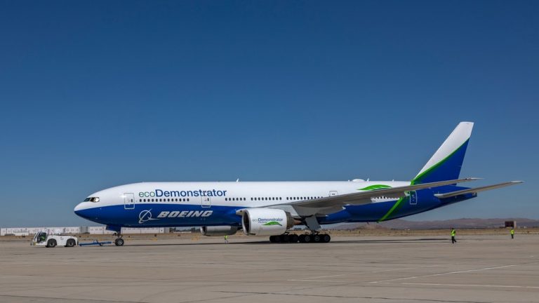 Boeing испытает умные туалеты для пассажирских самолетов