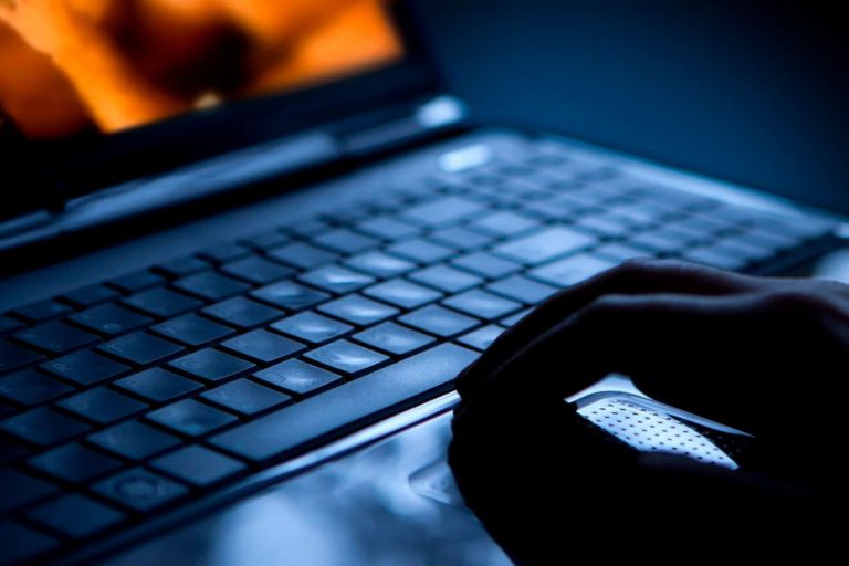 Подрядчик ФСБ получал заказы на деанонимизацию пользователей Tor, сбор данных и взлом почт